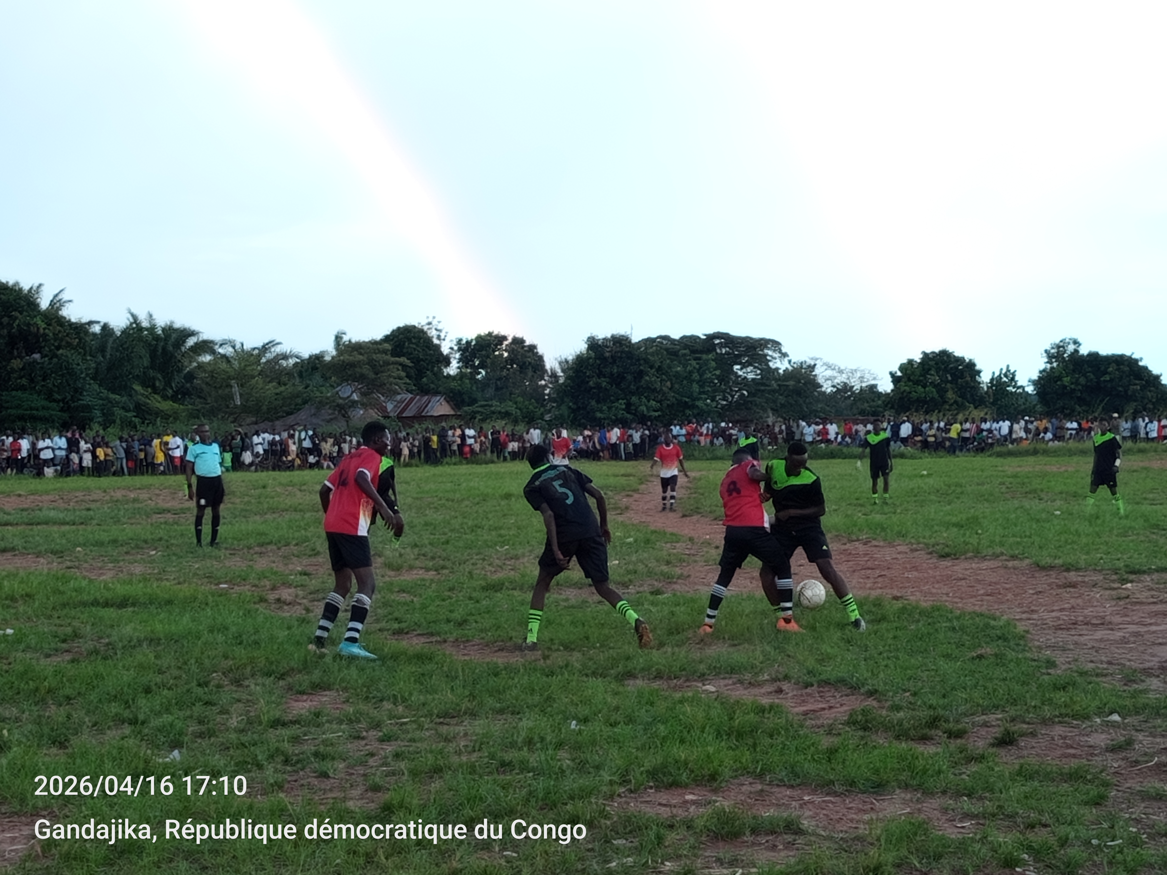 Ngandajika : Coup d'envoi du championnat provincial : deux forfaits un match joué sur terrain marquent la première journée.